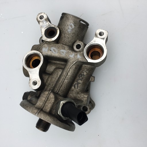 Основание фильтра PASSAT B5 FL 2.0 ALT 06B115417F