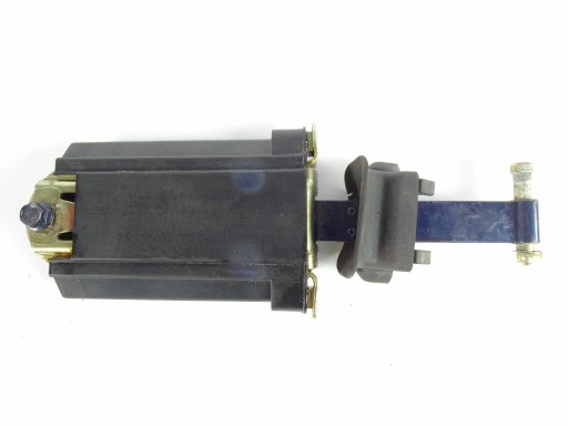 Mercedes S Class W140 ограничитель передней двери