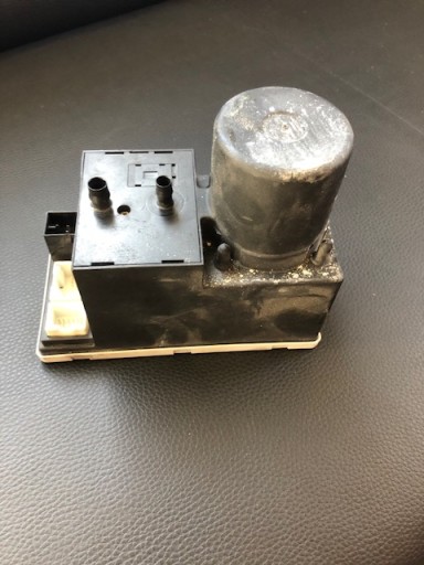 Насос центрального замка audi a 3 8l0862257l