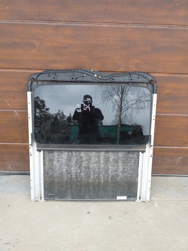 Toyota AVENSIS T25 люк на крыше