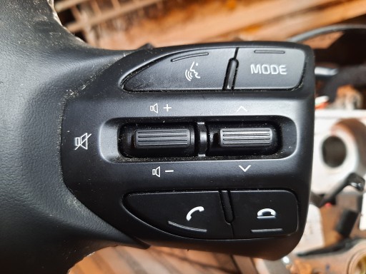 Kia picanto iii 17 — кнопка, модуль рулевого управления
