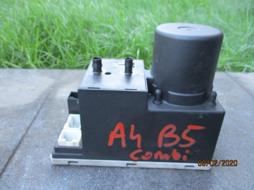 8L0862257 - Насос центрального замка audi a4 b5 универсал