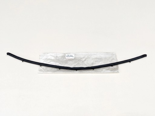 A67865-48040 - Lexus RX IV прокладка двери правая передняя 15-22