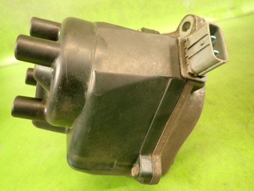 D4T00-01 - Устройство зажигания honda accord vi 1.8 v-tec 01