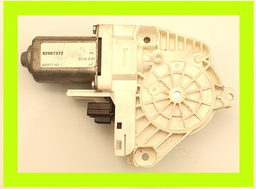 82907373 - RENAULT GAMA T RANGE СТЕКЛОПОДЪЕМНИК