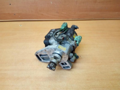 Устройство зажигания toyota carina e 2.0 19040-74030