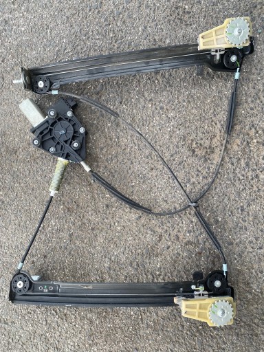 M11327 - Alfa romeo mito 2008 - правий передній склопідйомник