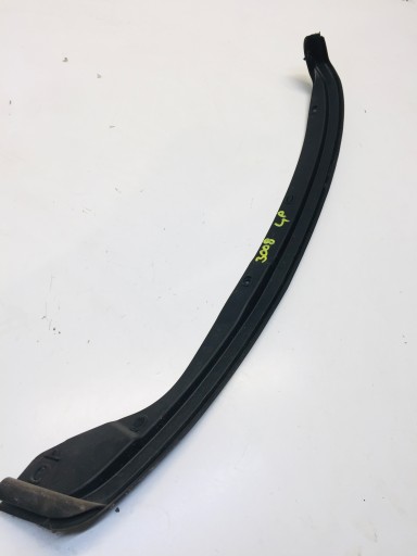 ПРОКЛАДКА УЩІЛЬНЮВАЧ ПЕРЕДНЬОЇ ЛІВОЇ ДВЕРІ PEUGEOT 3008