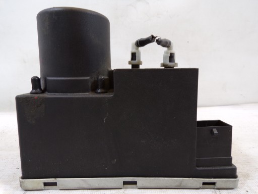 Насос центрального замка audi a4 b5 8d0862257b (1)