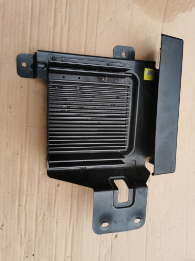 963703Z101 96370-3Z101 - HYUNDAI i40 аудіо підсилювач радіо