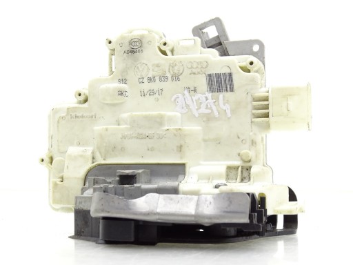 Замок двері правий задній AUDI A4 B8 8K0839016 7 PIN
