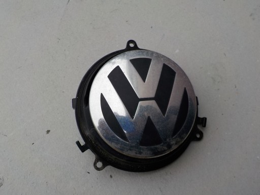 Ручка двери багажника задняя vw golf V 1K0827469D