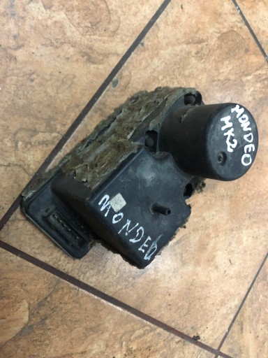 Мондео центральний насос 443862257d