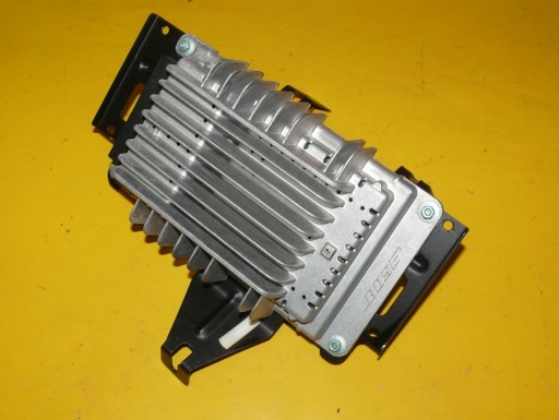 8H0035223B - Аудиоусилитель акустических систем BOSE Audi A4 B6