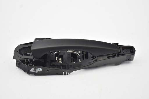 69652345 - РУЧКА ДВЕРИ ЛЕВАЯ ПЕРЕДНЯЯ VIVARO C EXPERT III