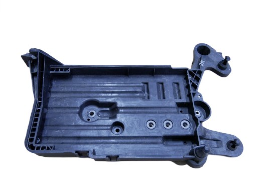 База акумулятора 5q0915331j vw golf vii