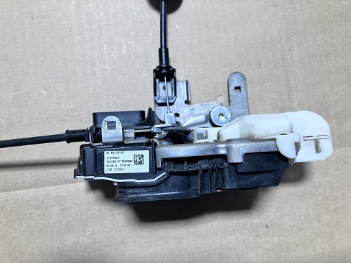 TM9636 - Замок передней правой двери VOLVO V40 II