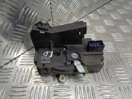 ЗАМОК ДВЕРИ ПЕРЕДНИЙ ЛЕВЫЙ OPEL MERIVA A 13203899PM