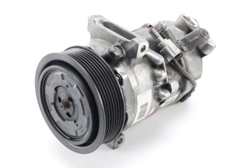 8200958328 - КОМПРЕССОР КОНДИЦИОНЕРА SCENIC III 1.4 TCE H4J700