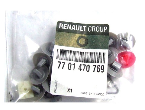 7688400QAB 7701470769 - ЗАПОНКИ БОКОВОЙ ПЛАНКИ RENAULT ХИТ II VIVARO