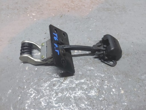 7H0827794C - VW T5 LIFT T6 ограничитель распашной двери задний