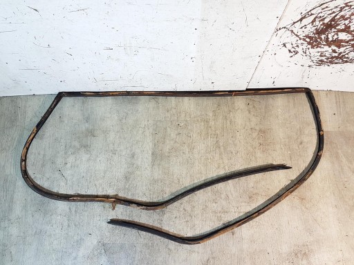 Прокладка люка MERCEDES W124 универсал