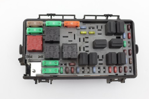 БЛОК ПРЕДОХРАНИТЕЛЕЙ OPEL CORSA D 1.2 13217392EF