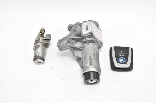 Вставка замка двери BMW I8 I12 14-