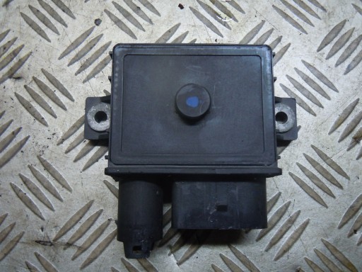 Реле модуля свечей накаливания w204 a6461532579