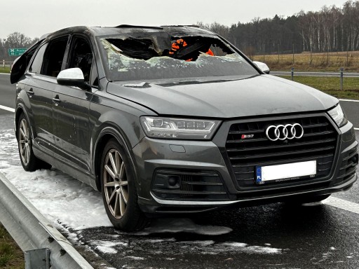 Audi sq7 q7 4м чверті передня ліва задня права стійка порогу