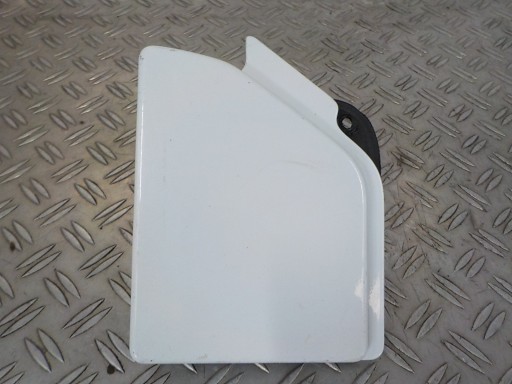 765M63121R - MASTER III 10-21 КРЫШКА НАПОЛНИТЕЛЯ AD BLUE