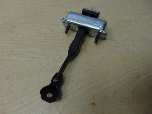 DS73-F23552-BC - ОГРАНИЧИТЕЛЬ ДВЕРИ FORD MONDEO MK5 FUSION MK2