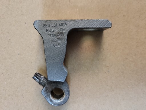 hinge (POLOWKA) Z door left front DOL lower AUDI A4 B8 A5 8T 8K0831401A