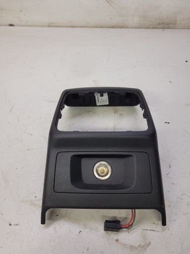 Blende Abdeckung TUNELU SRODKOWEGO AUDI A4 A5 8W 8W0864376