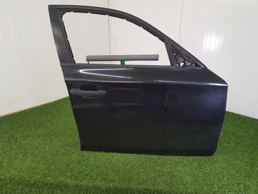 dveře pravý předek BMW E87