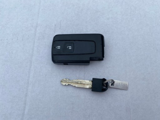 TOYOTA PRIUS II ДИСТАНЦИОННЫЙ КЛЮЧ