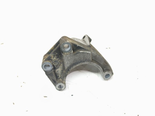 SUPPORTO STAFFA POMPY SERVOSTERZO AUDI A4 B7 A6 C6 3.2 FSI 06E145393A