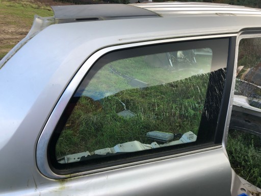 ЗАДНЄ ПРАВЕ СКЛО КУЗОВА VOLVO XC90 2002-2014