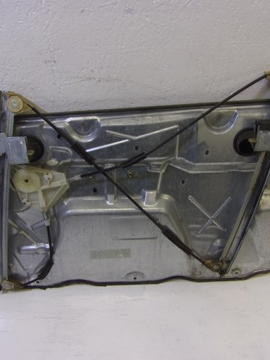 ELE mechanism windows left front 3D VOLKSWAGEN POLO 4