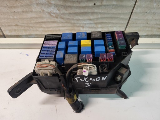 Блок запобіжників hyundai tuscon i 91208-2e130