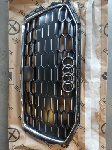 8Y0853651C - AUDI A3 S3 8Y0 Решетка радиатора
