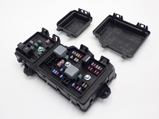 Блок запобіжників jaguar e-pace 21 р.в