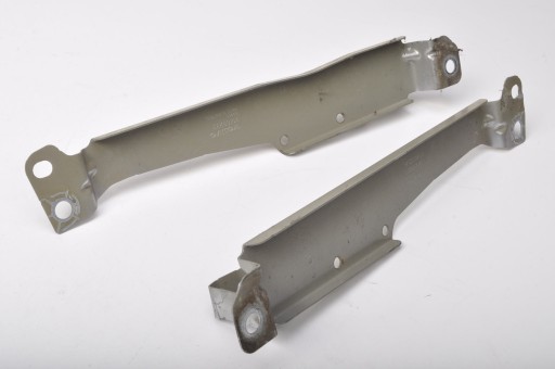 VOLVO V60 II крепление крыла 31468233 31468234