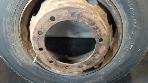 wheel tyre disc 1x R22,5 BRIDGESTONE U-AP 001 275/70