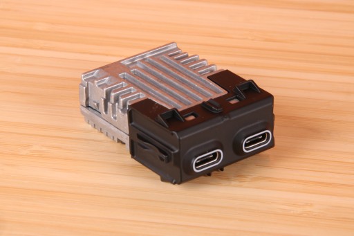 BMW 7 G70 iX I20 PODWOJNE Adapter, Stecker PORT USB 5A27DF9