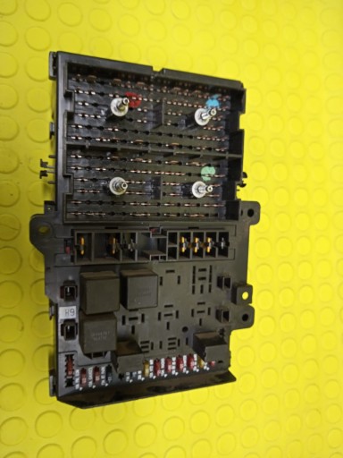 CHRYSLER VOYAGER module compartment BSI