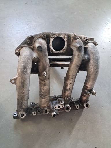 intake manifold MERCEDES W124 W201 2,0 2,3 1021413501
