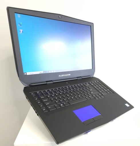 Laptop Gamingowy Dell Alienware 17 R3 17&quot; Intel Core i7 16 GB 512GB + 1TB