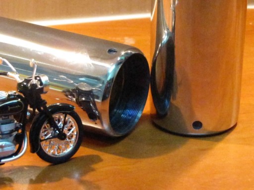 42 - Скло Юнак переднє нижнє, новий вид, НЕРЖАВІЙКА