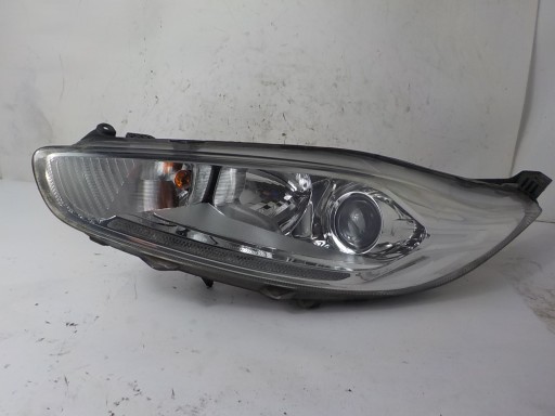 FORD FIESTA MK7 VII LIFT light left front front UK